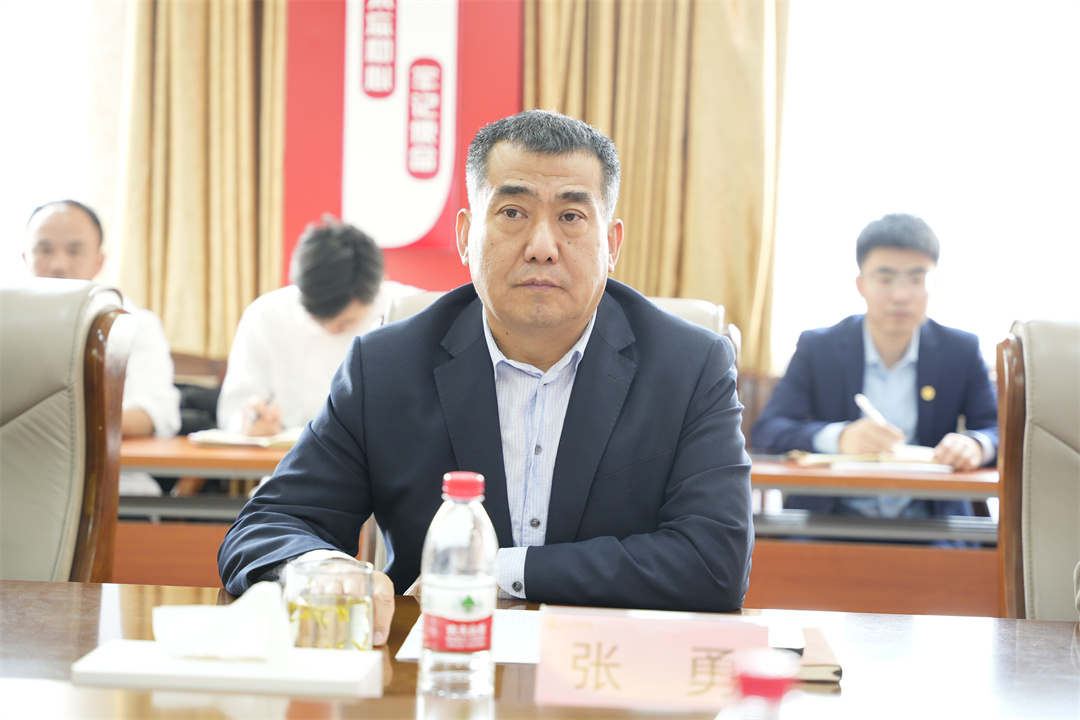 1678352176215399.jpg 領(lǐng)導(dǎo) (6).jpg